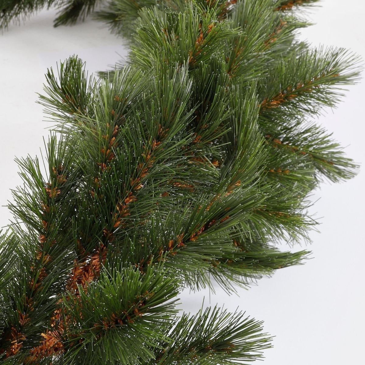 Triumph Tree Forest Frosted Kerstguirlande – 180 cm