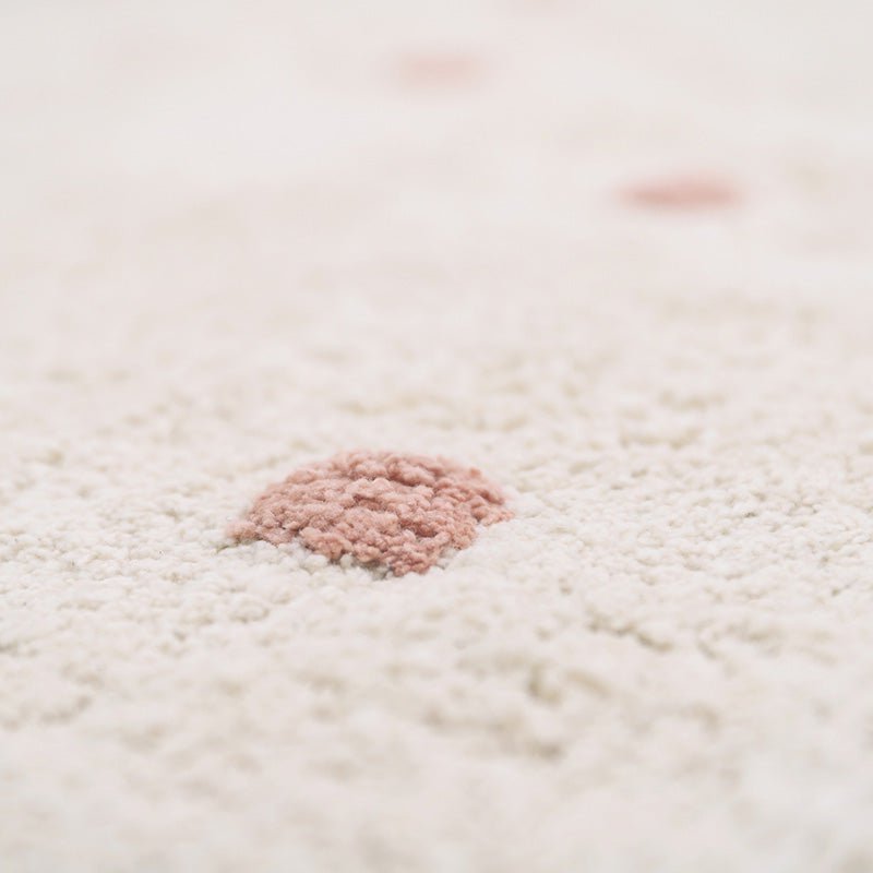 NÜMI Roze nude kindertapijt met stippen
