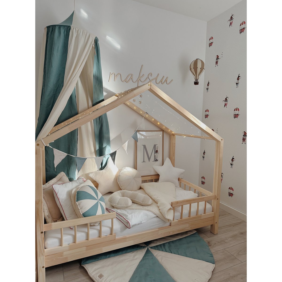 Moi Mili Bouclé Sierkussen Candycane – Wit lam