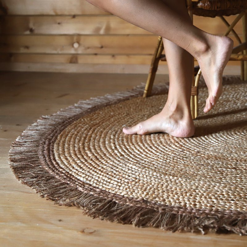 THAR rond jute vloerkleed met franjes