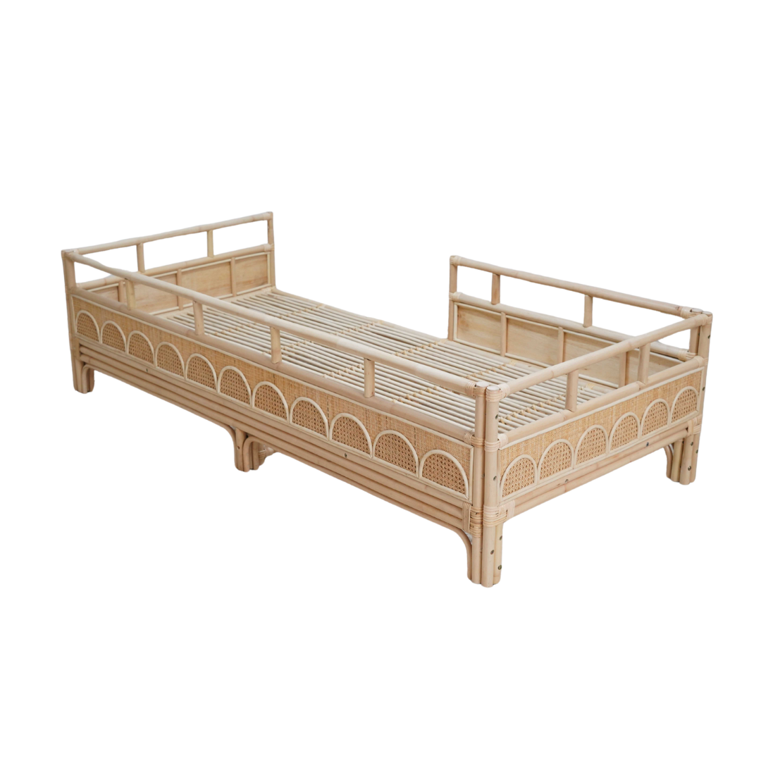 Eenpersoons kinderbed Luna Rotan