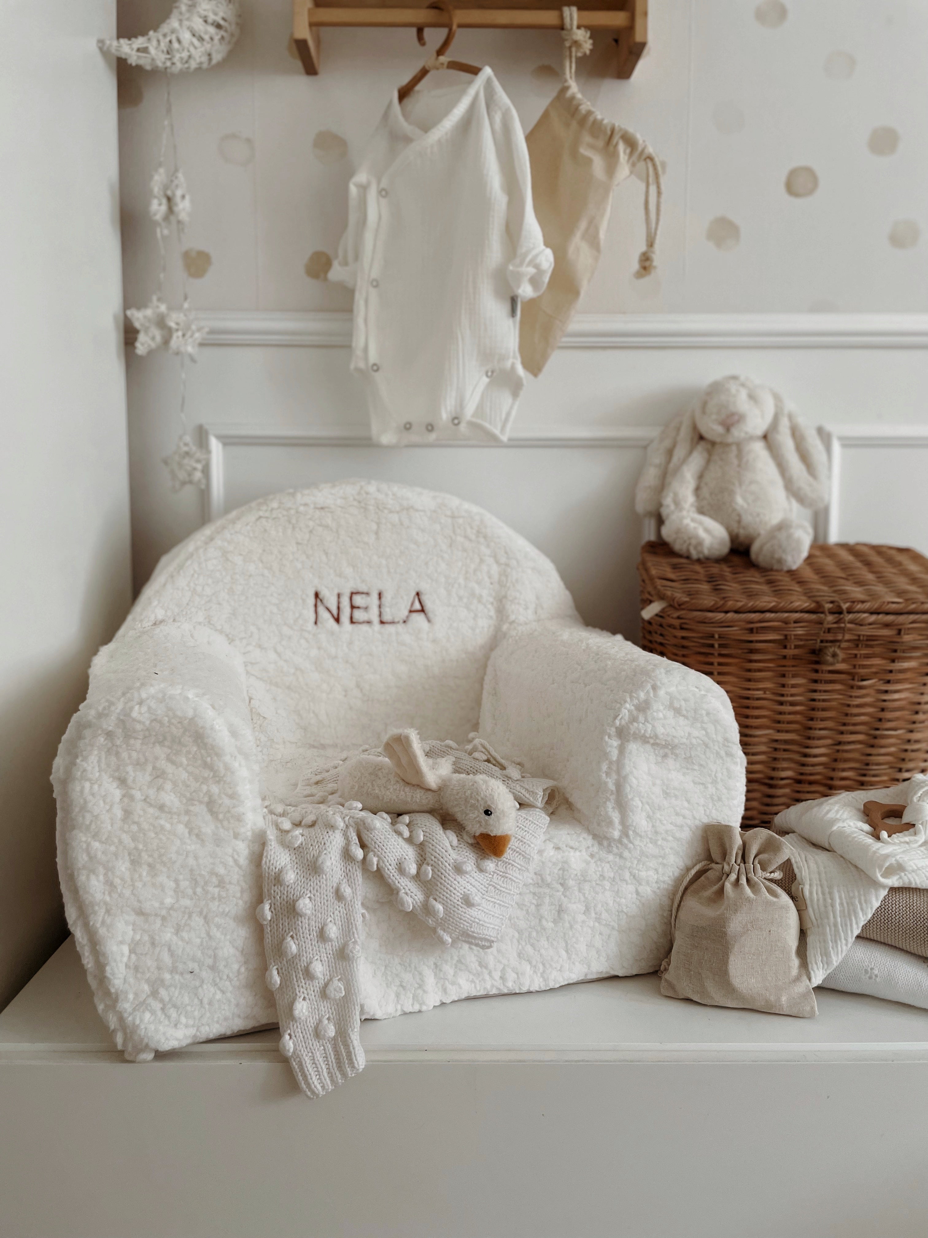 Teddy kinderstoel met naam geborduurd