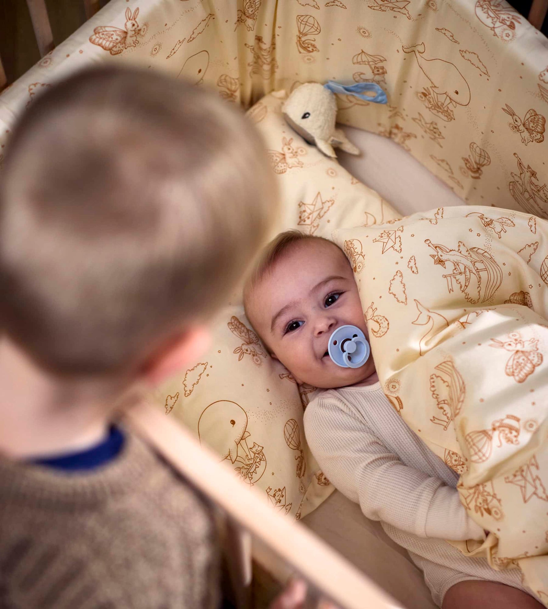 Baby bed linen (70x100 cm) - Dreamy Adventurers