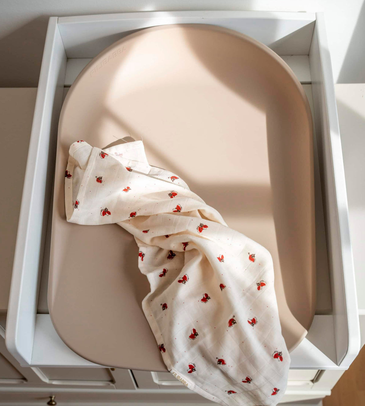 Bobbie 2.0 Soft Feel Changing Mat - Beige