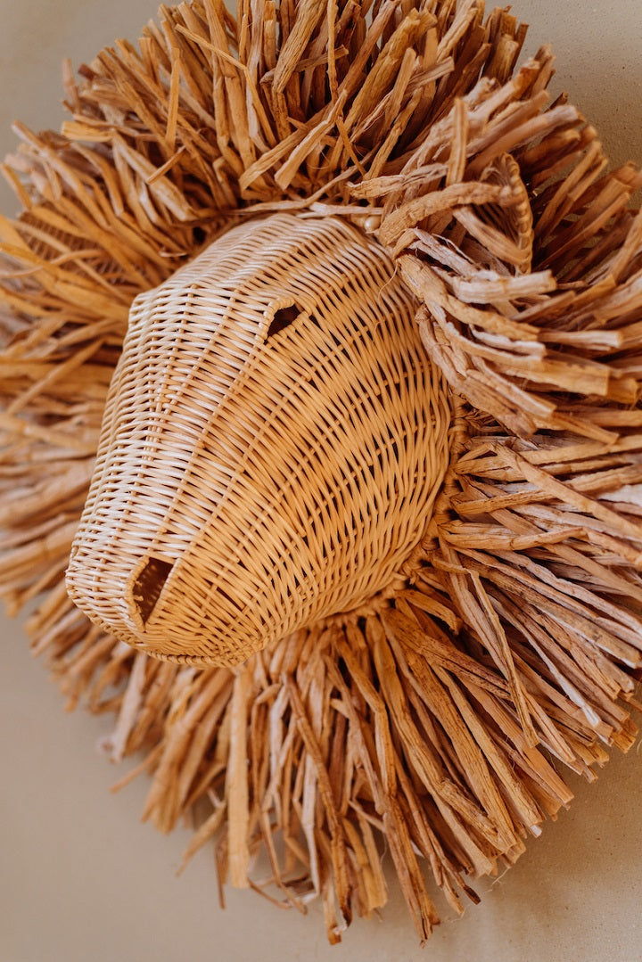 Handgemaakte rotan dierenkop van Studio Wildbloom, natuurlijke wanddecoratie voor kinderkamer