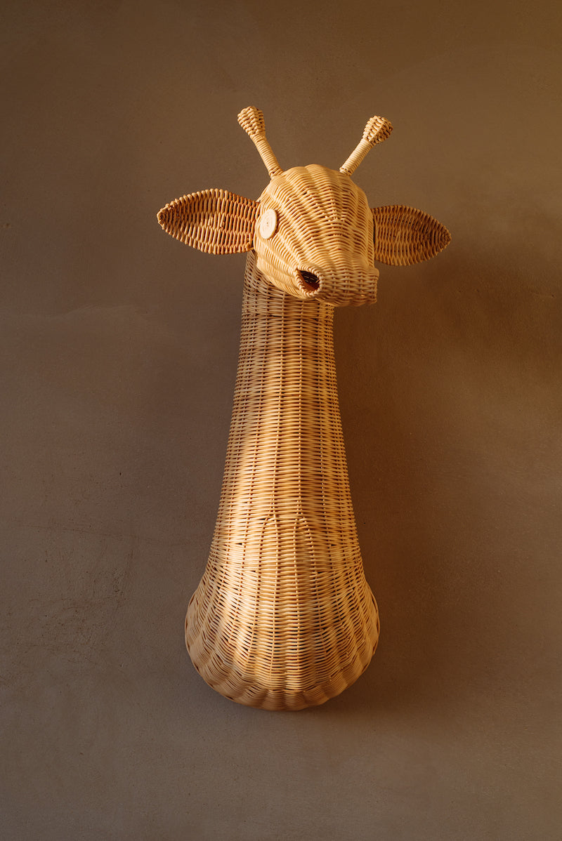 Handgemaakte rotan dierenkop van Studio Wildbloom, natuurlijke wanddecoratie voor kinderkamer