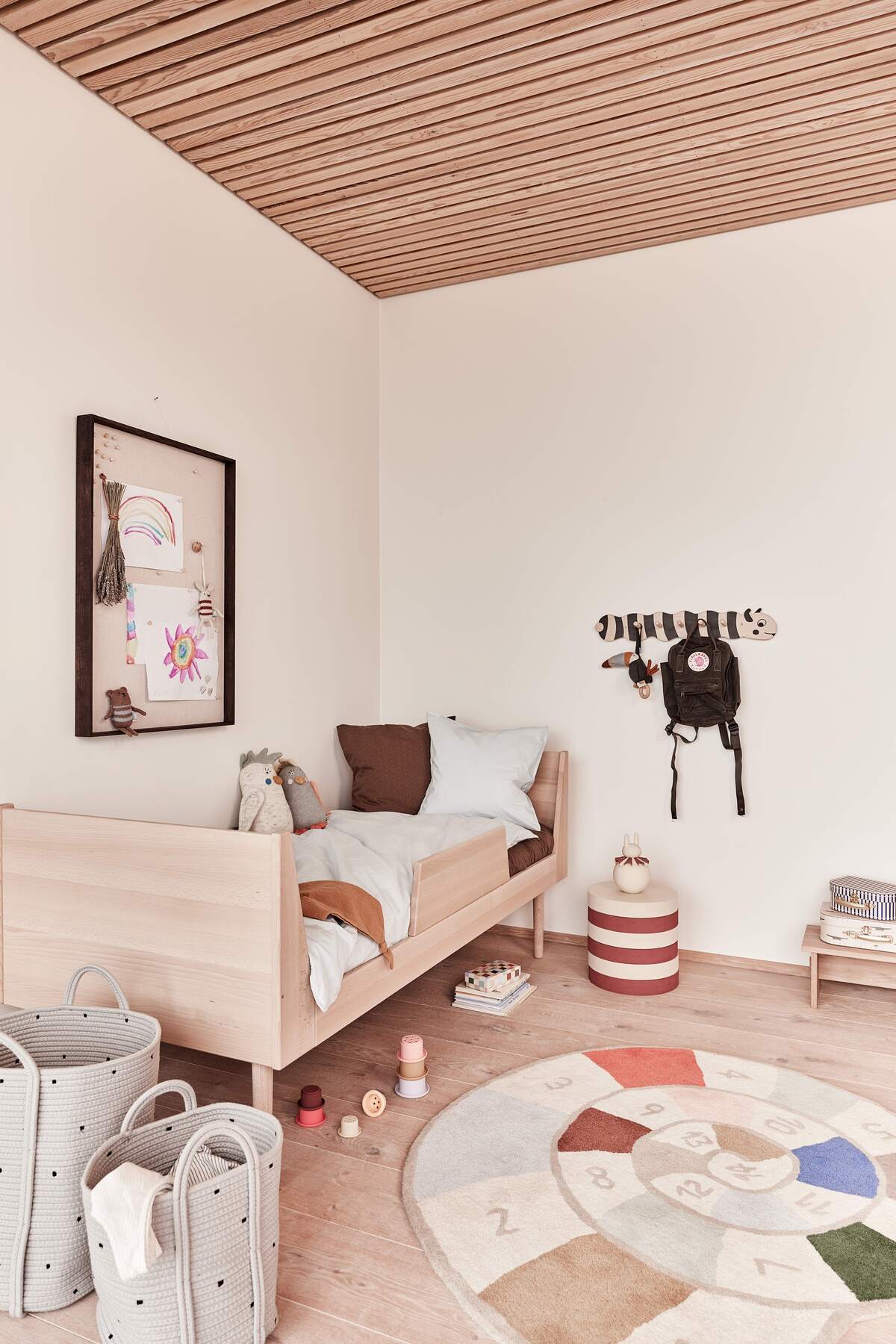 Larva Coat Rack