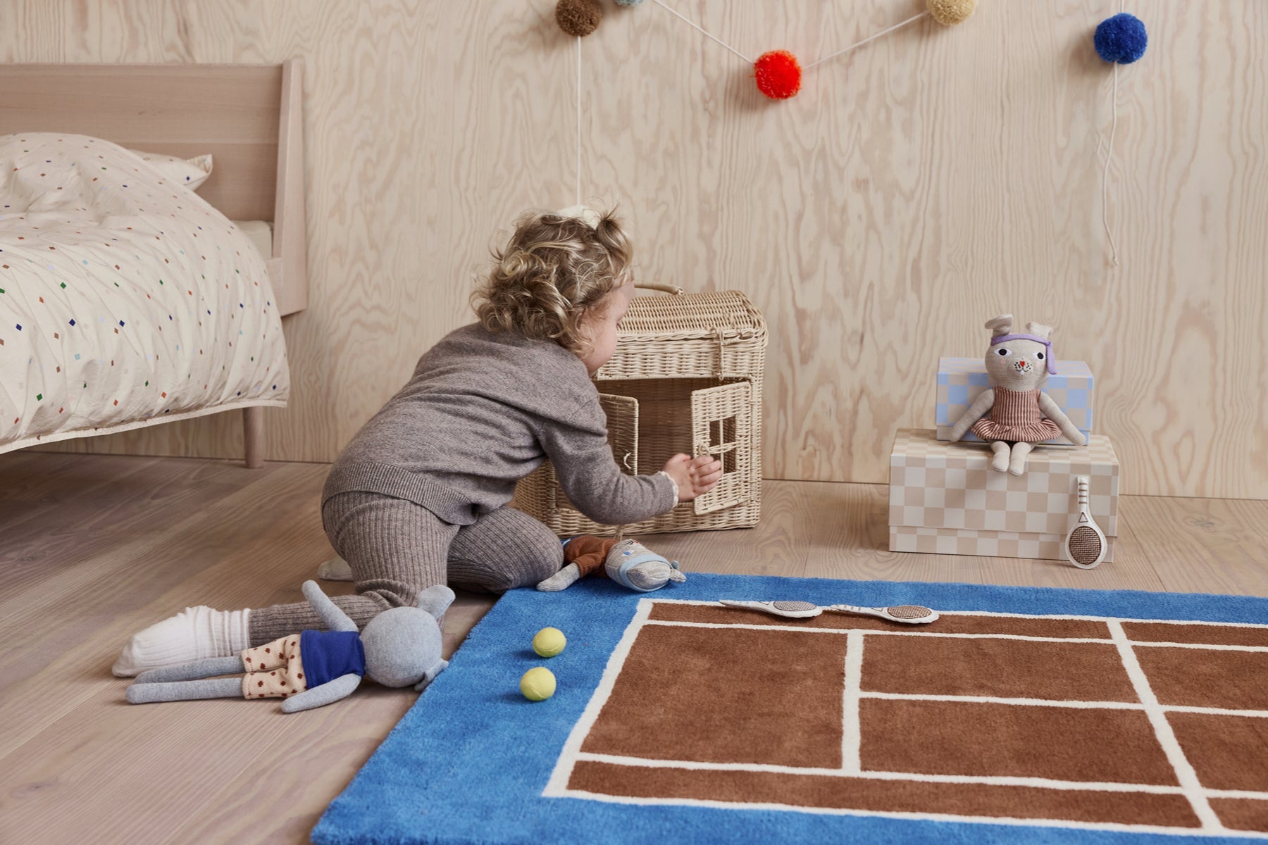 Nuni Mouse Tennis Doll
