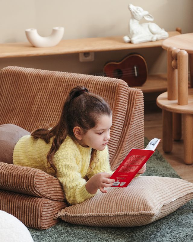 Wigiwama Moon Chair Brown