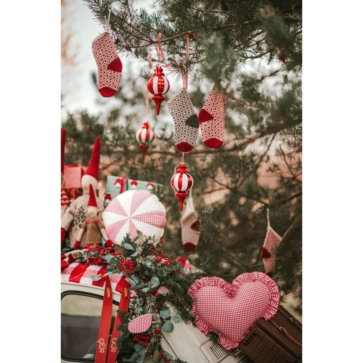 Moi Mili Sierkussen Candy – Rood geruit